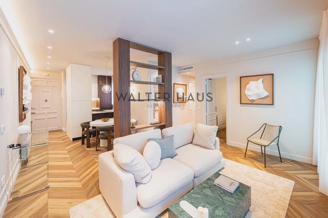 2 slaapkamer Flat te koop in Rios Rosas, Madrid stad - € 930.000 (Ref: 9875327)
