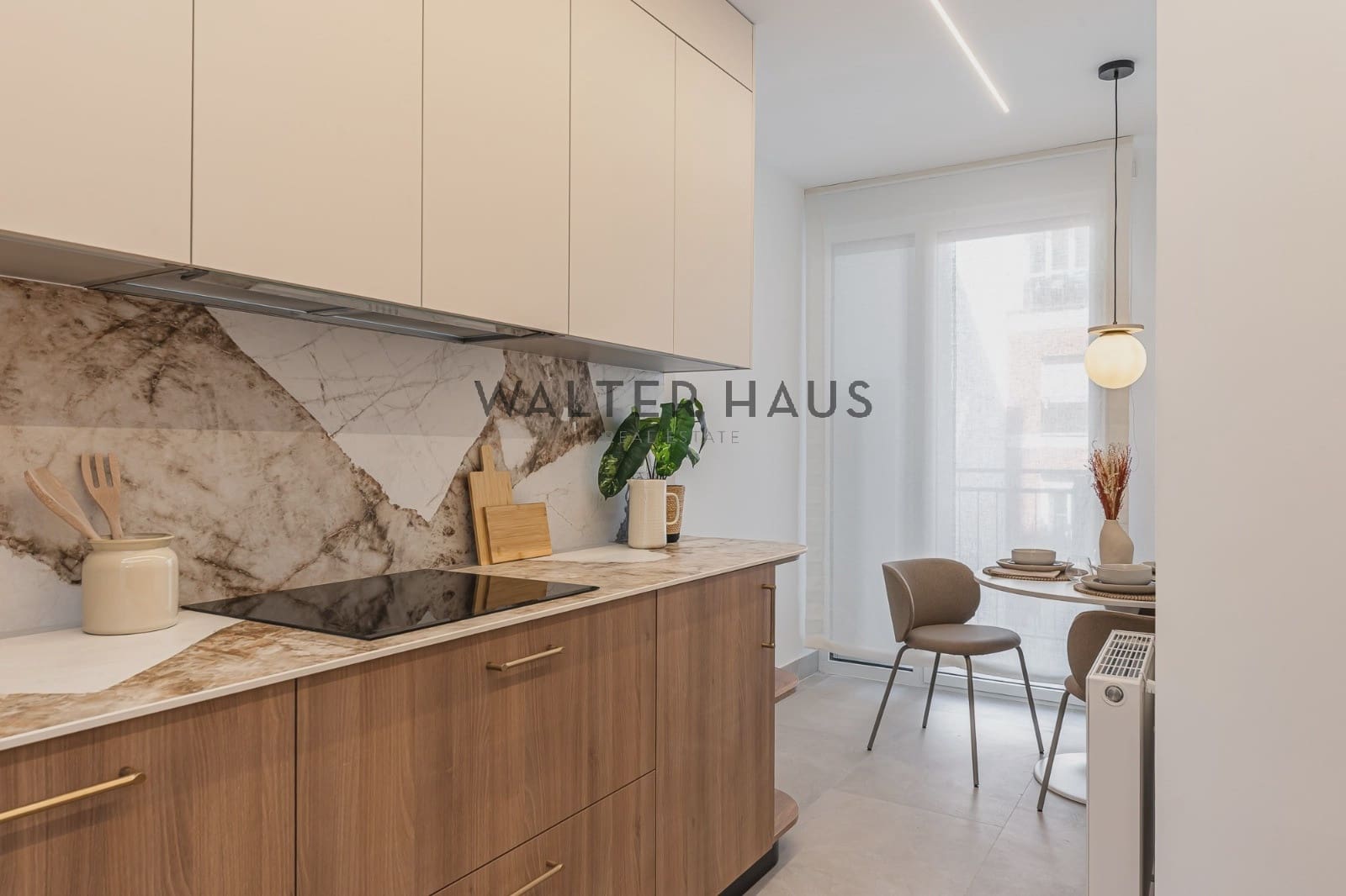 4 soveværelse Lejlighed til salg i Madrid by - € 1.295.000 (Ref: 9877568)