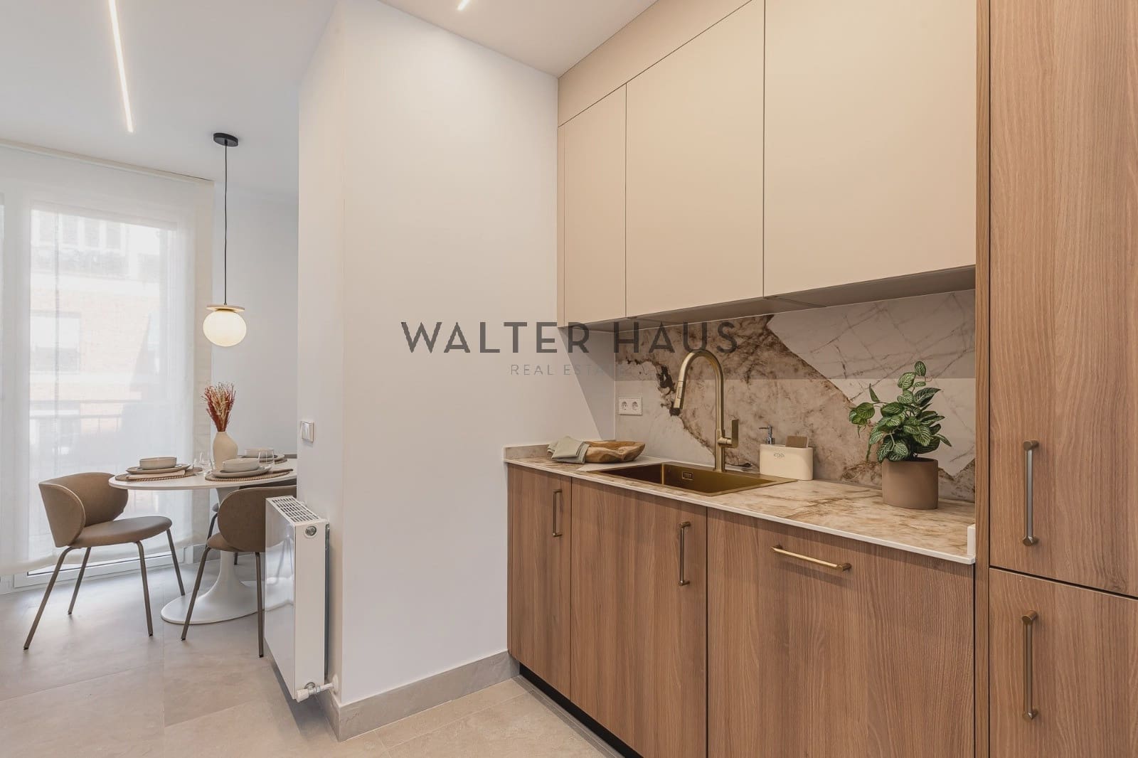 4 soveværelse Lejlighed til salg i Madrid by - € 1.295.000 (Ref: 9877568)