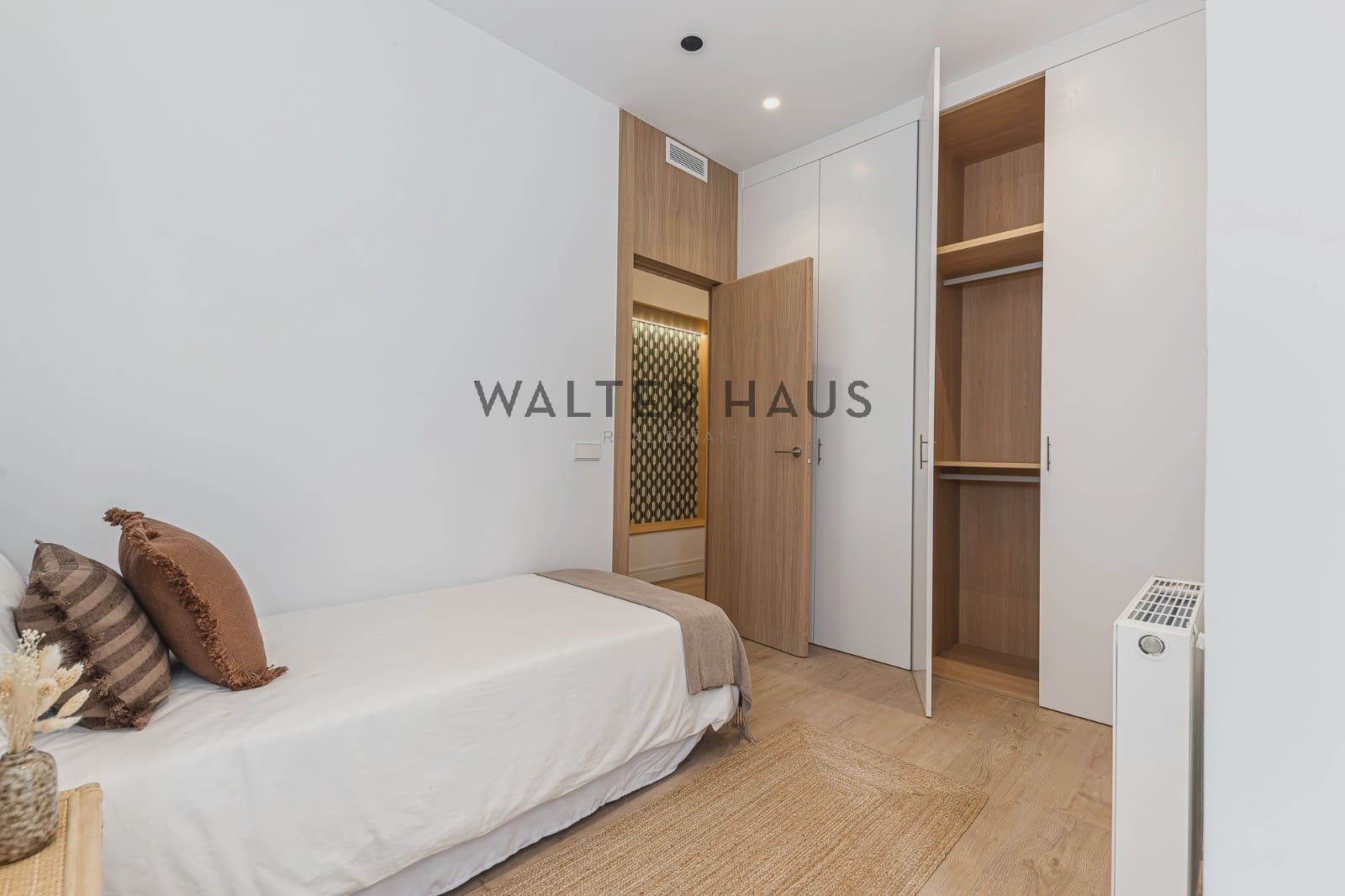 4 soveværelse Lejlighed til salg i Madrid by - € 1.295.000 (Ref: 9877568)