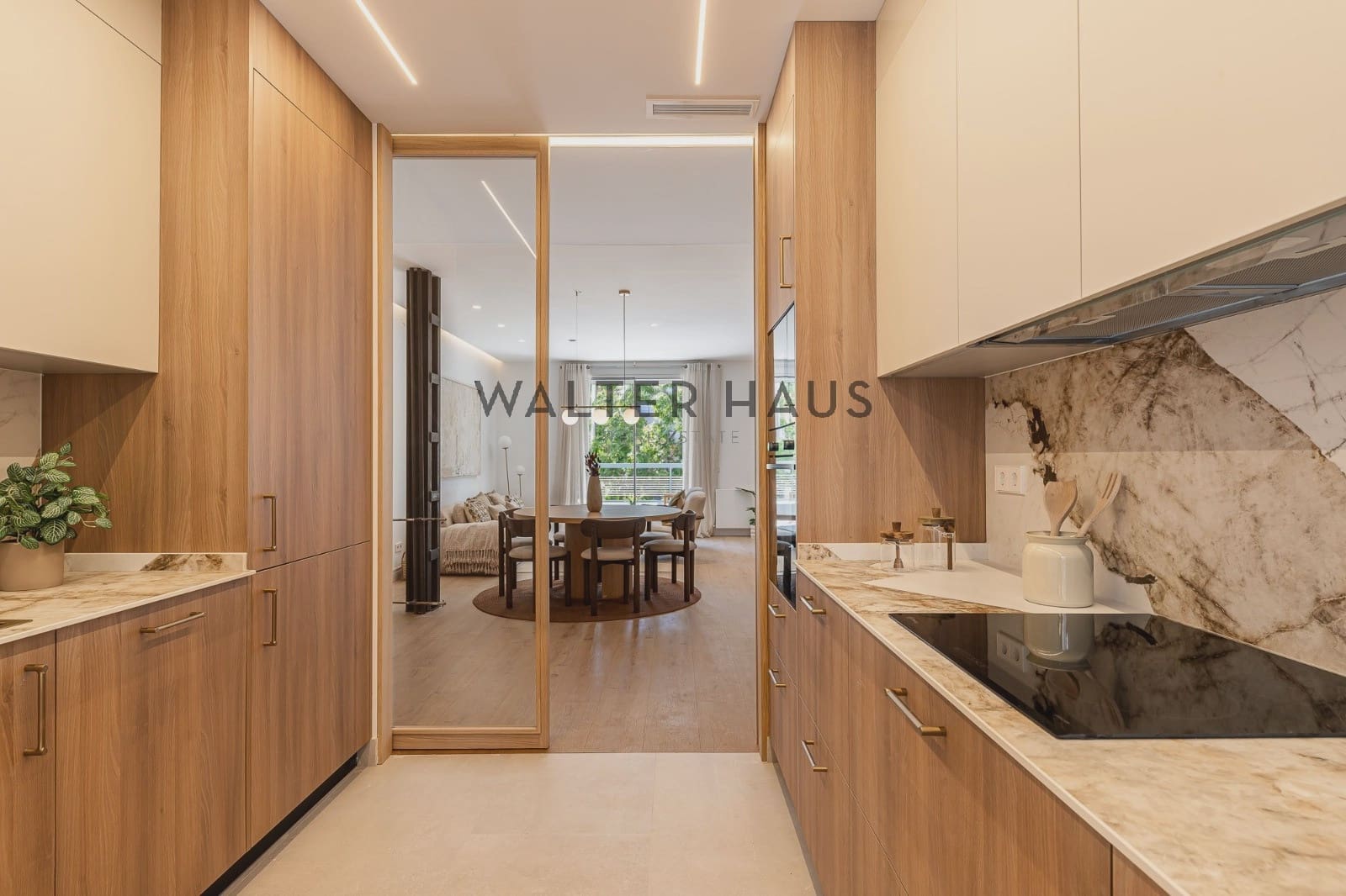 4 soveværelse Lejlighed til salg i Madrid by - € 1.295.000 (Ref: 9877568)