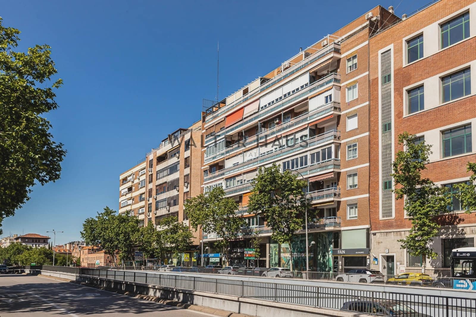 4 soveværelse Lejlighed til salg i Madrid by - € 1.295.000 (Ref: 9877568)