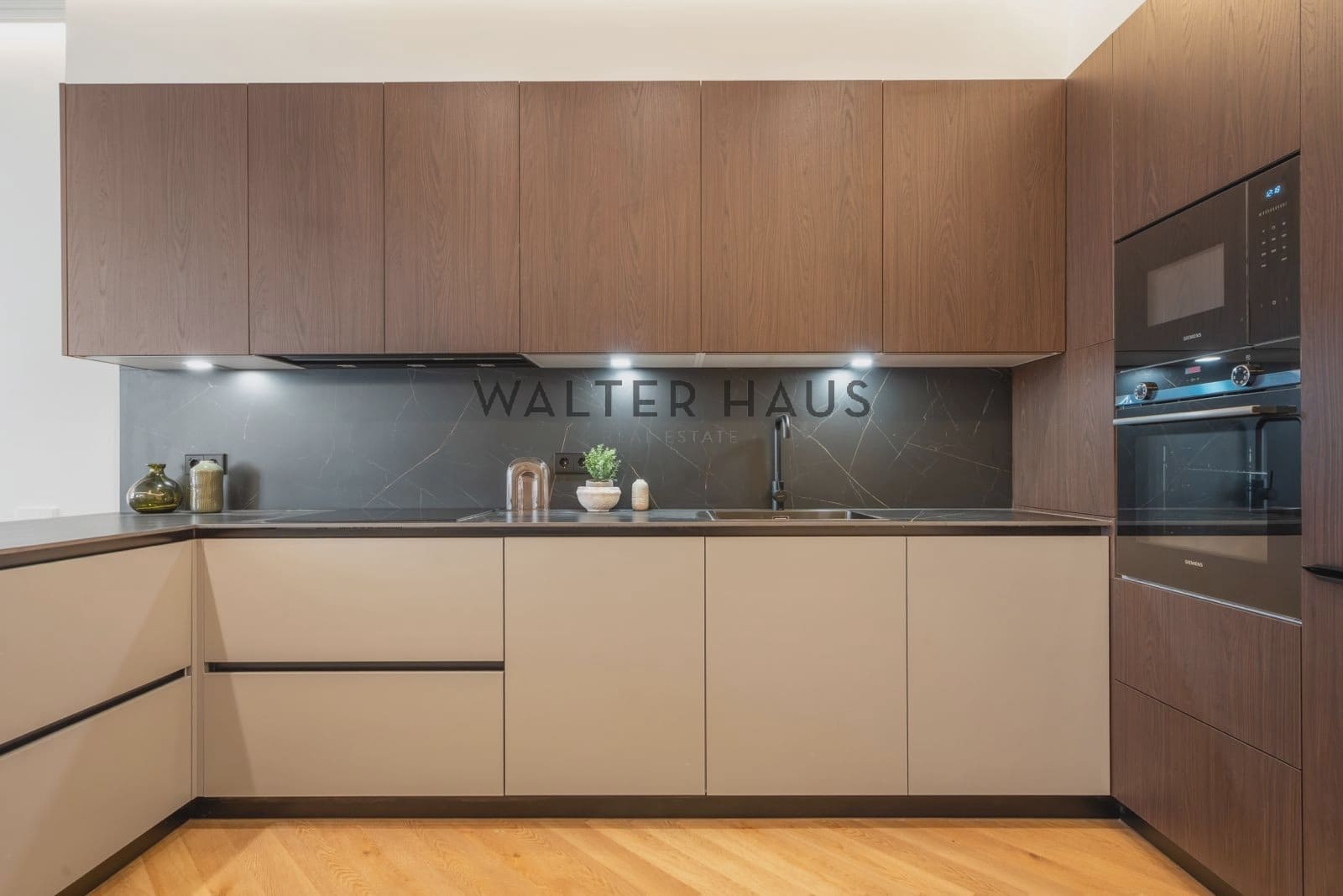 2 sovrum Lägenhet till salu i Madrid stad - 1 200 000 € (Ref: 9877677)