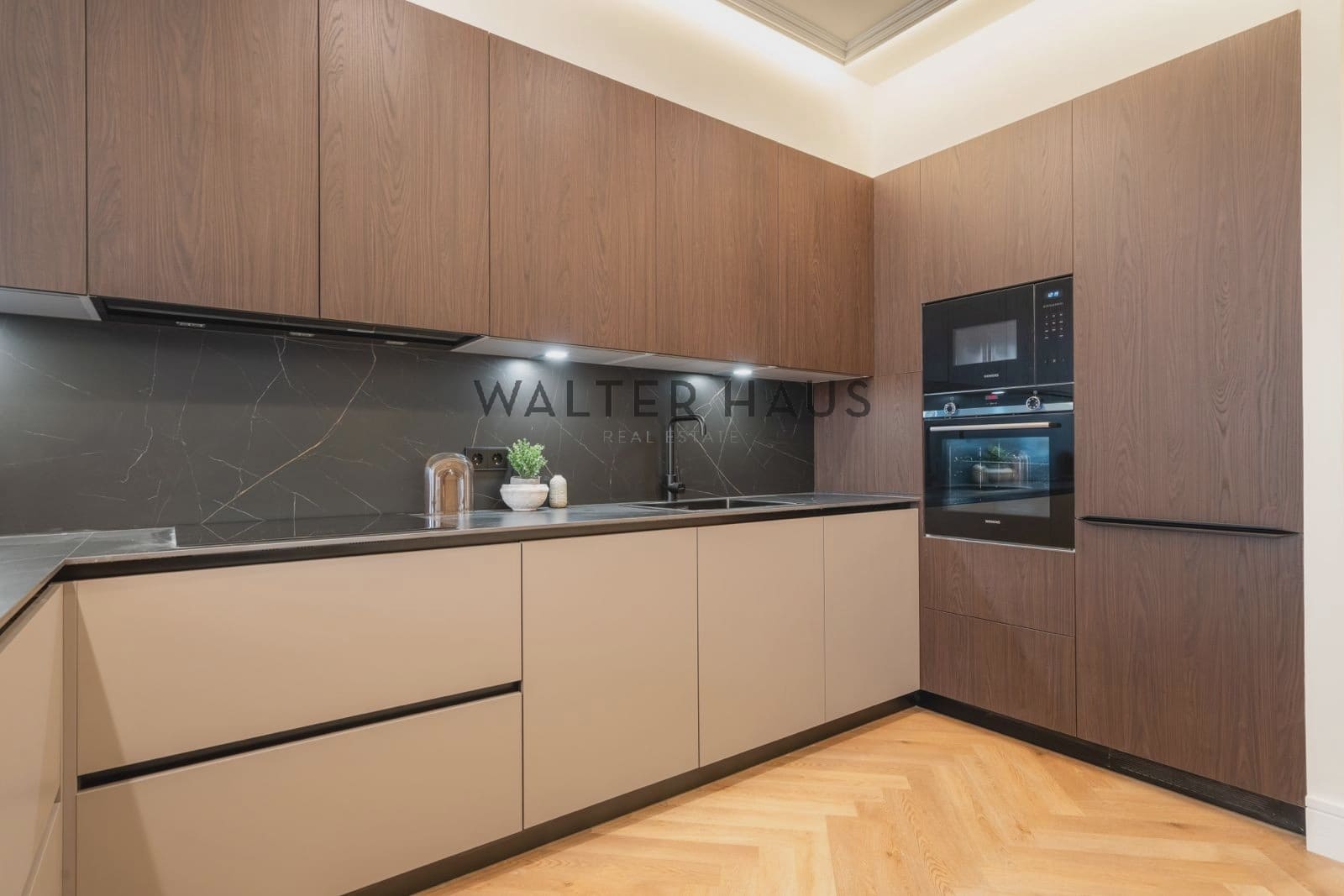 2 sovrum Lägenhet till salu i Madrid stad - 1 200 000 € (Ref: 9877677)