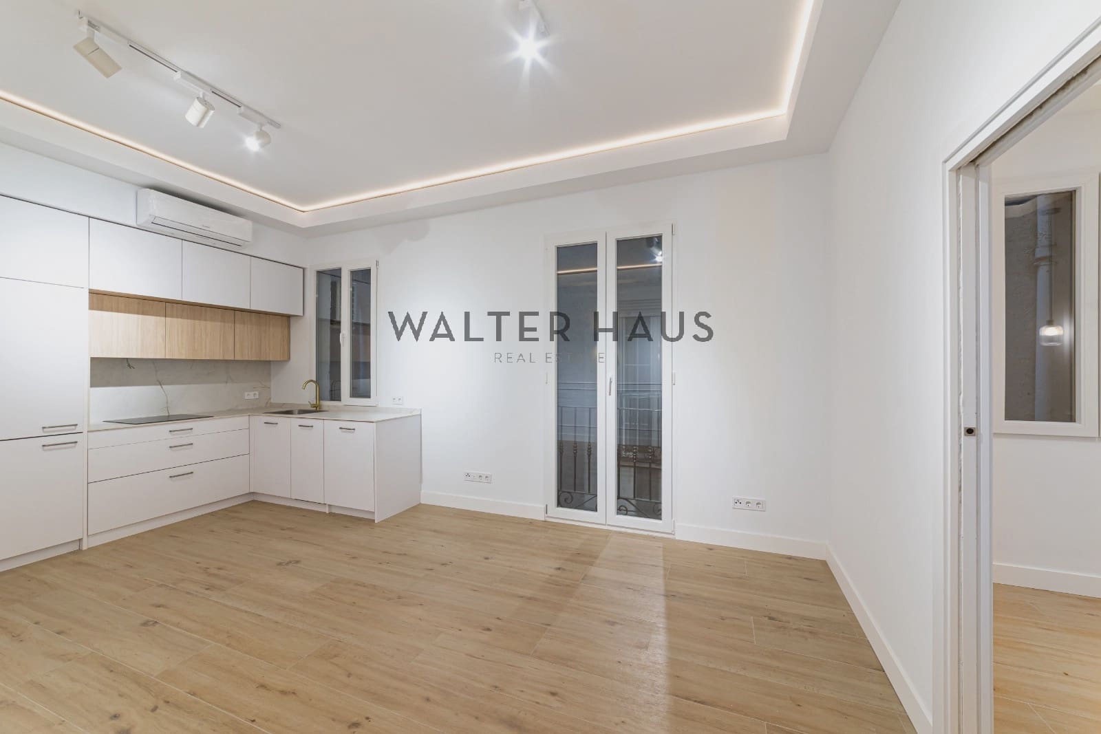 2 slaapkamer Flat te koop in Madrid stad - € 718.000 (Ref: 9879888)