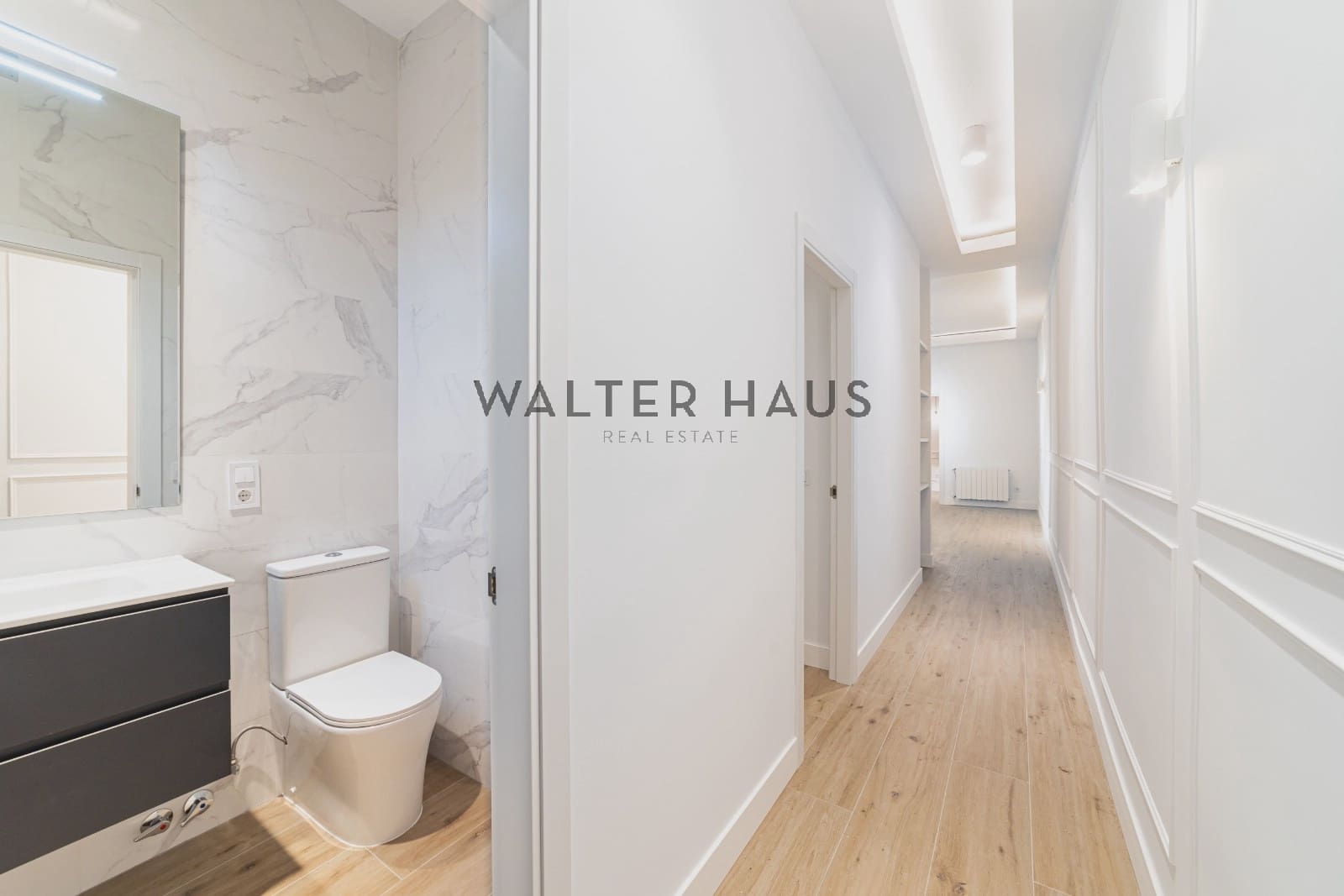 2 slaapkamer Flat te koop in Madrid stad - € 718.000 (Ref: 9879888)