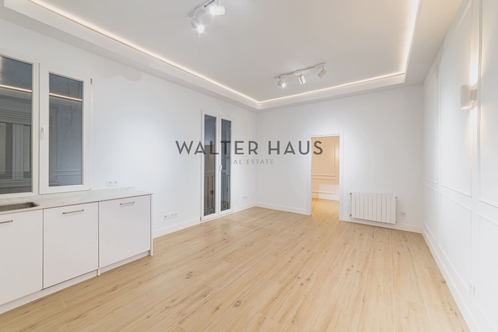 2 slaapkamer Flat te koop in Madrid stad - € 718.000 (Ref: 9879888)