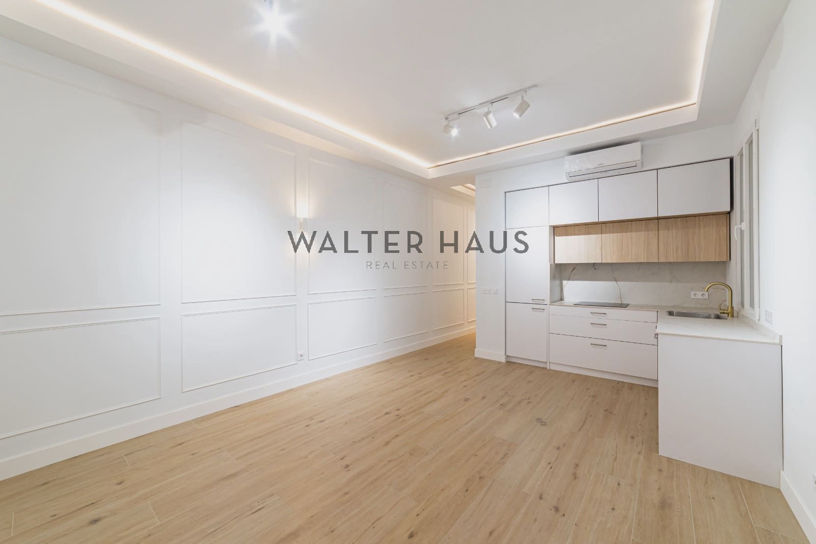 2 slaapkamer Flat te koop in Madrid stad - € 718.000 (Ref: 9879888)