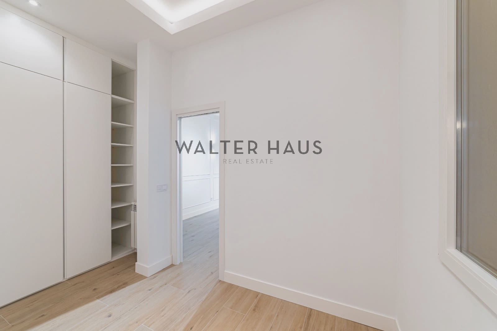 2 slaapkamer Flat te koop in Madrid stad - € 718.000 (Ref: 9879888)