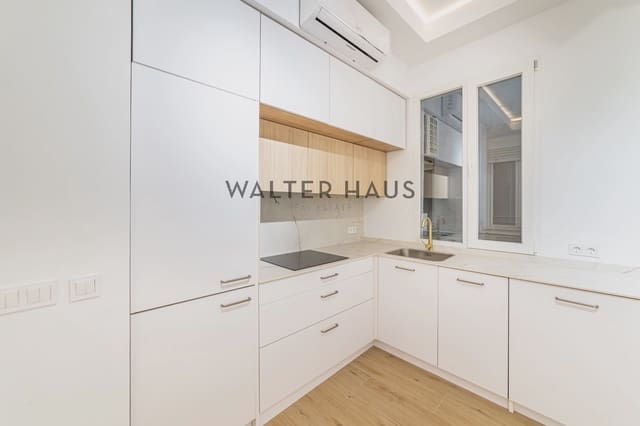 2 slaapkamer Flat te koop in Ibiza, Madrid stad - € 718.000 (Ref: 9879888)