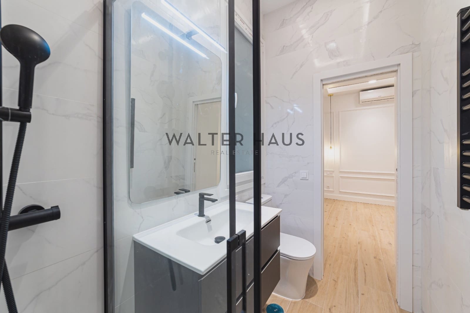 2 slaapkamer Flat te koop in Madrid stad - € 718.000 (Ref: 9879888)