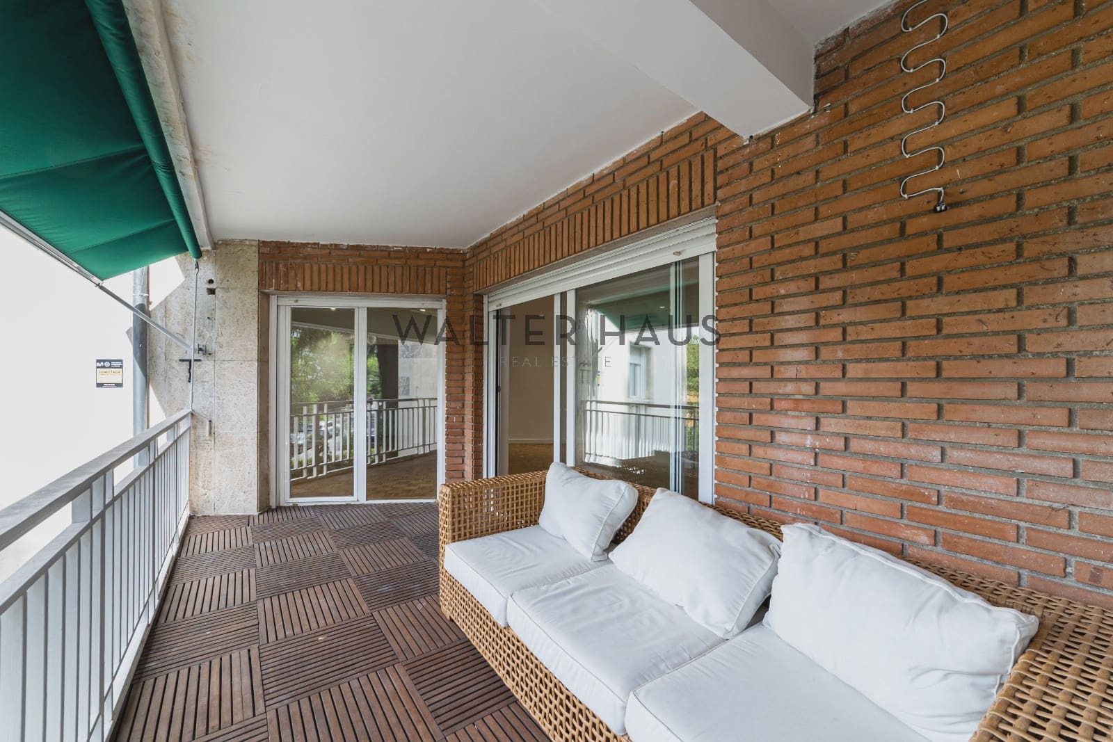 5 slaapkamer Flat te huur in Madrid stad met garage - € 5.700 (Ref: 9880230)
