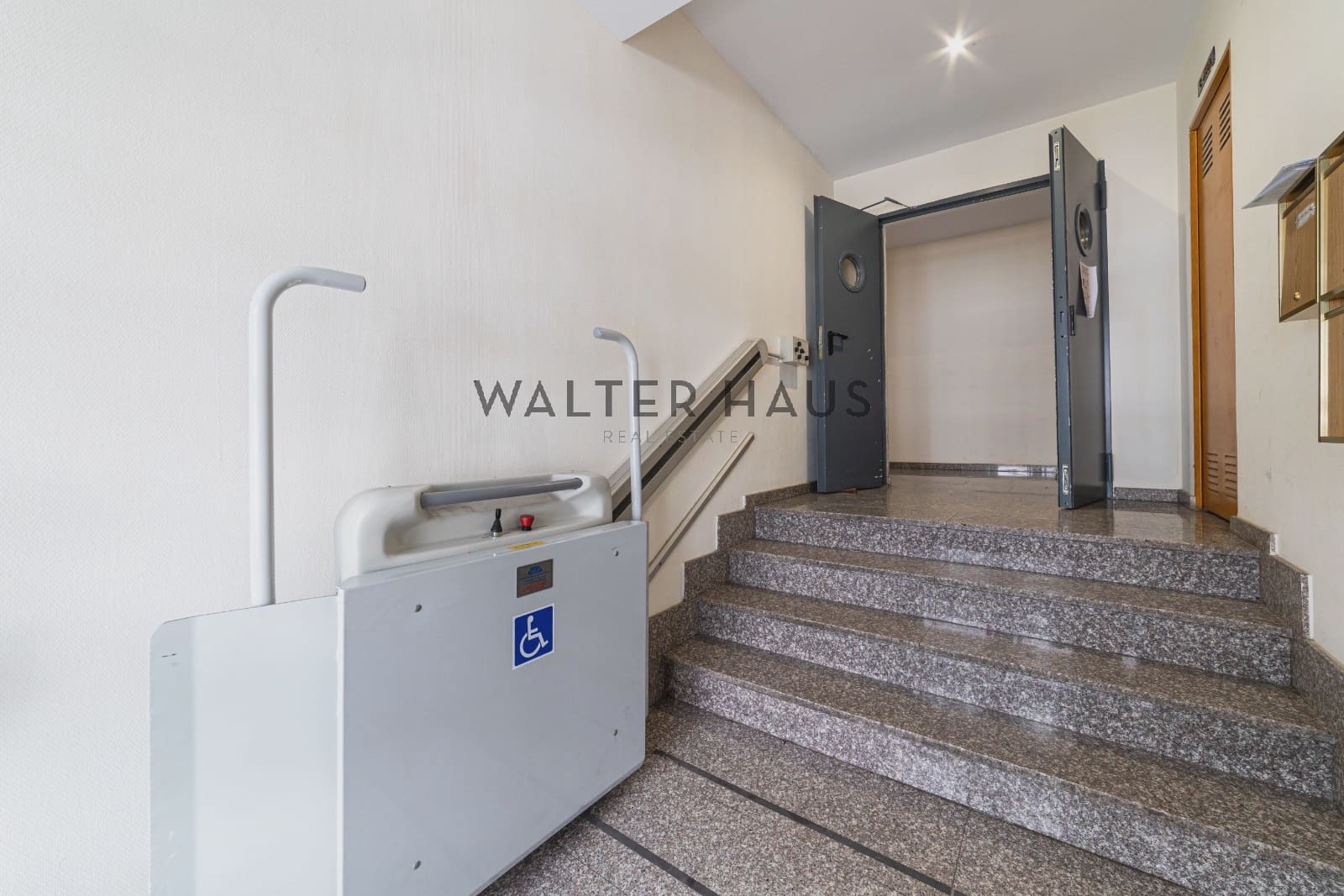 3 sypialnia Mieszkanie na sprzedaż w Miasto Madryt - 995 000 € (Ref: 9880231)