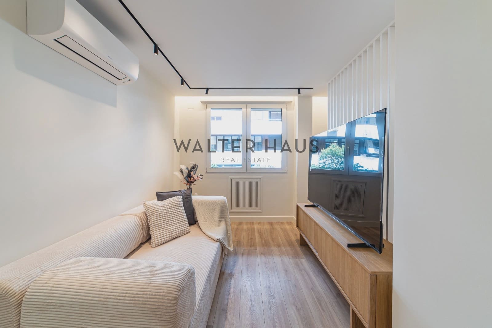 4 makuuhuone Asunto myytävänä paikassa Madrid kaupunki - 1 798 000 € (Ref: 9880305)