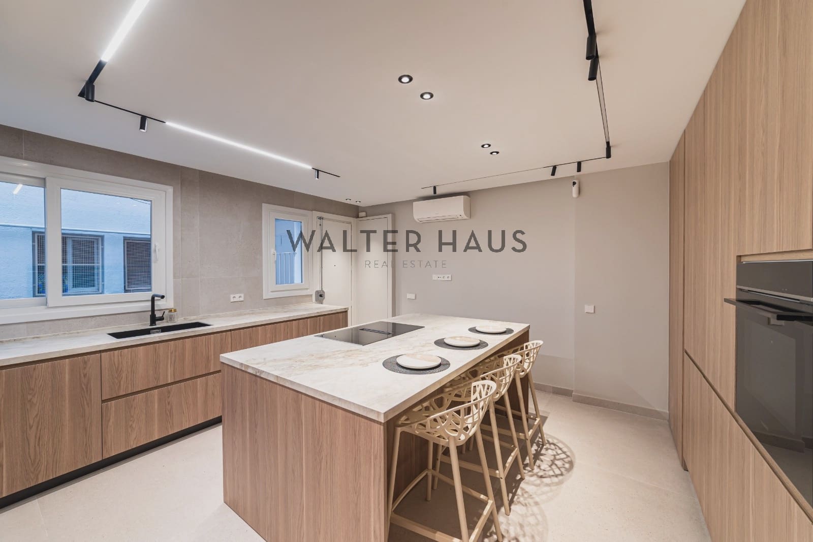 4 makuuhuone Asunto myytävänä paikassa Madrid kaupunki - 1 798 000 € (Ref: 9880305)