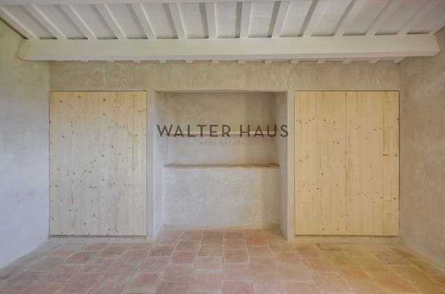 Chalet de 4 habitaciones en Platja d'Aro, Castell-Platja d'Aro en venta - 1.875.000 € (Ref: 9882616)