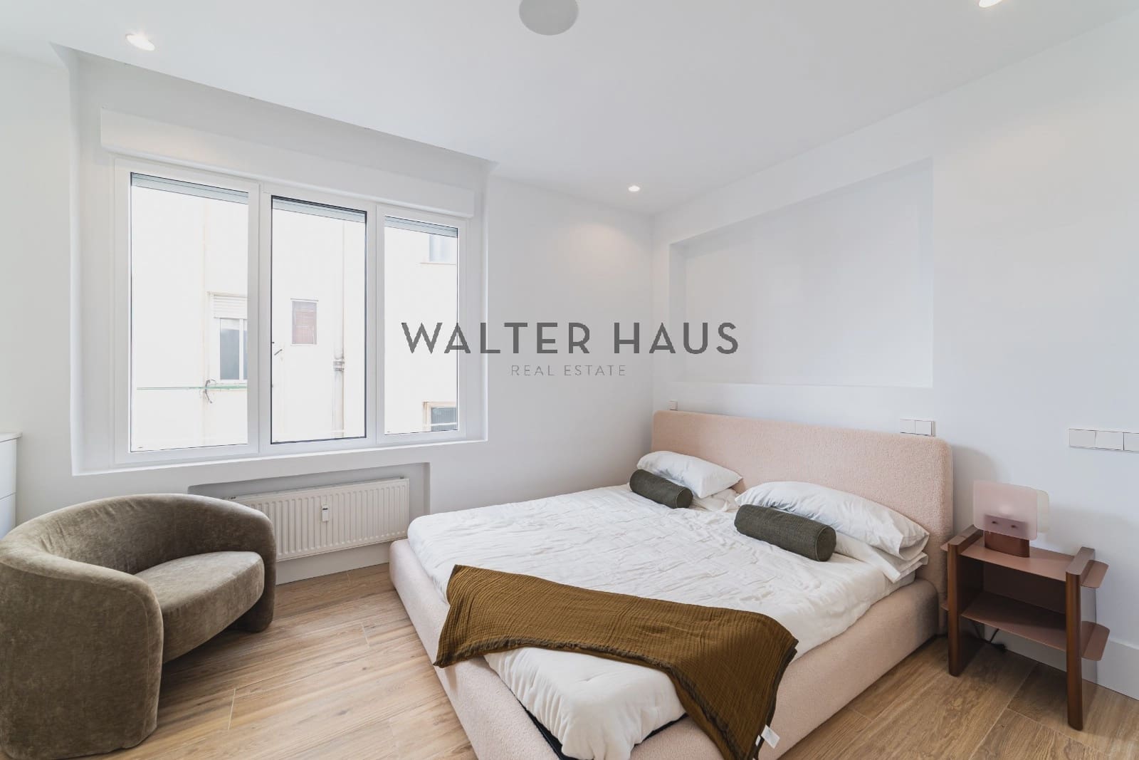 3 soveværelse Lejlighed til salg i Madrid by - € 1.995.000 (Ref: 9882617)