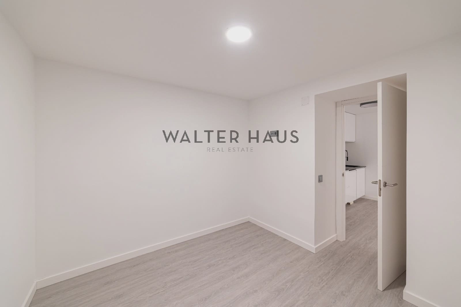 2 makuuhuone Asunto myytävänä paikassa Madrid kaupunki - 319 000 € (Ref: 9889453)