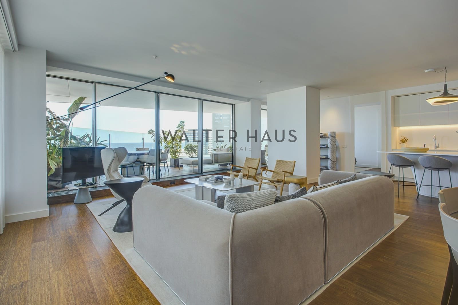 3 soveværelse Lejlighed til salg i Barcelona by - € 2.250.000 (Ref: 9893149)