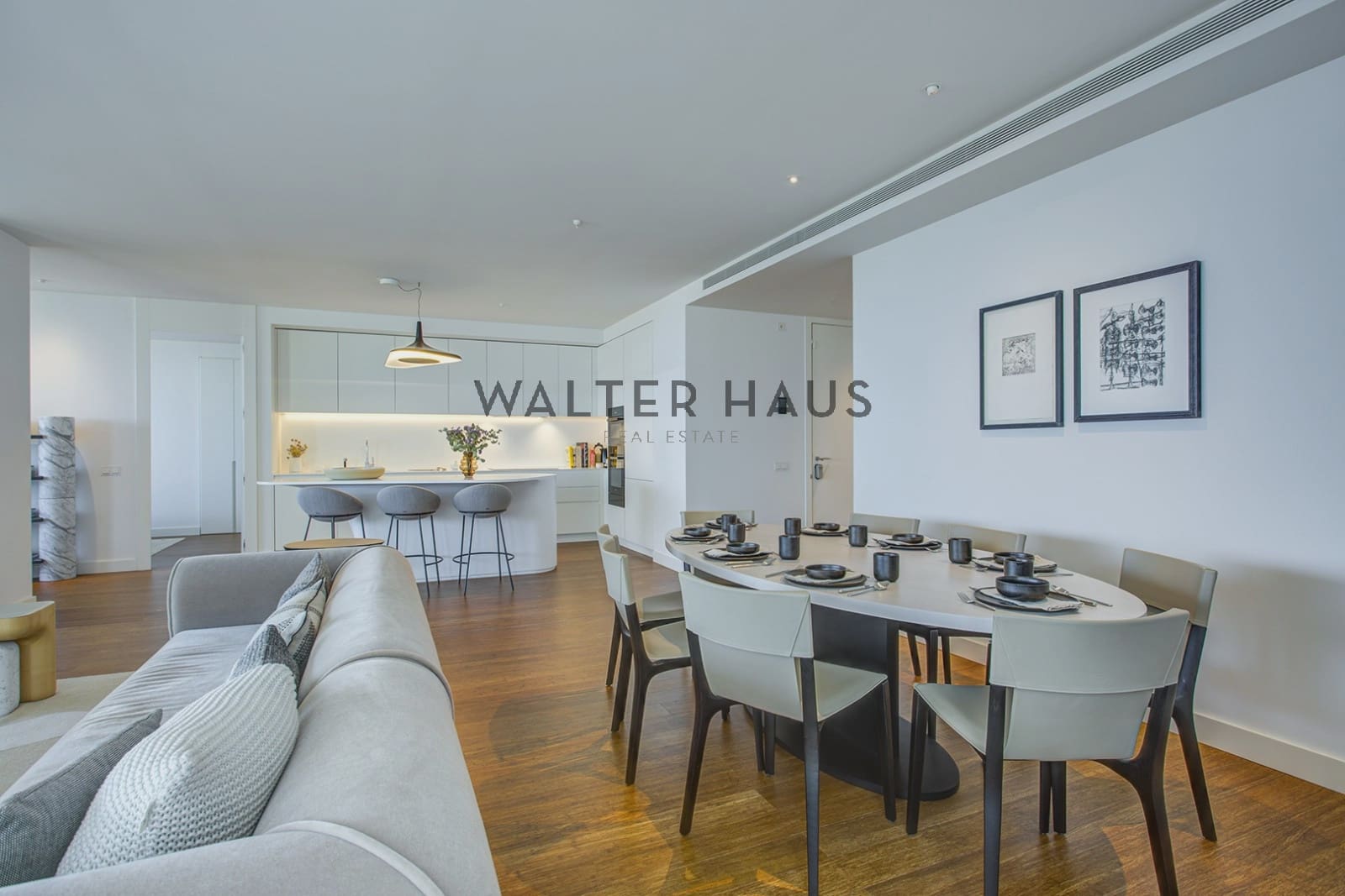 3 soveværelse Lejlighed til salg i Barcelona by - € 2.250.000 (Ref: 9893149)