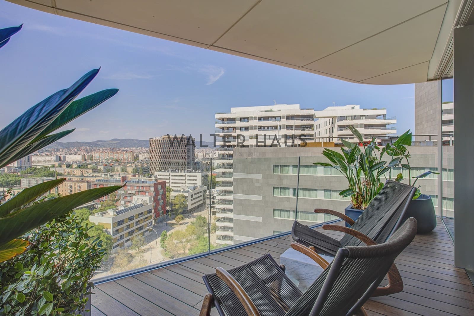 3 soveværelse Lejlighed til salg i Barcelona by - € 2.250.000 (Ref: 9893149)