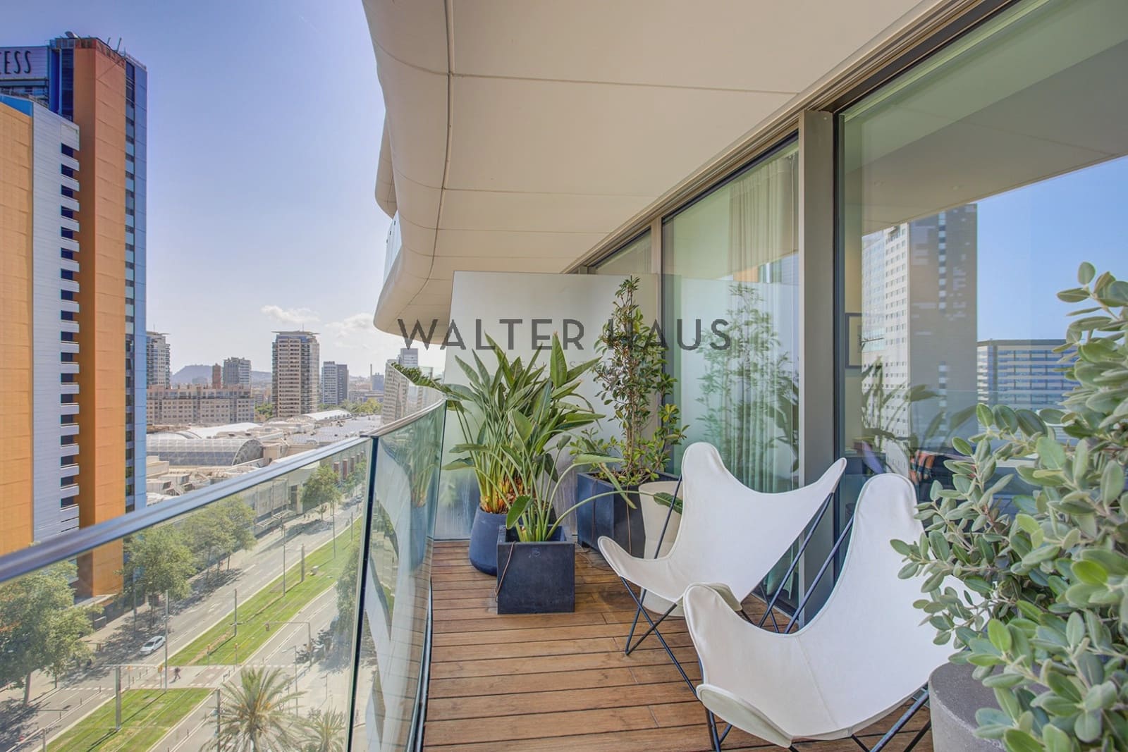 3 soveværelse Lejlighed til salg i Barcelona by - € 2.250.000 (Ref: 9893149)