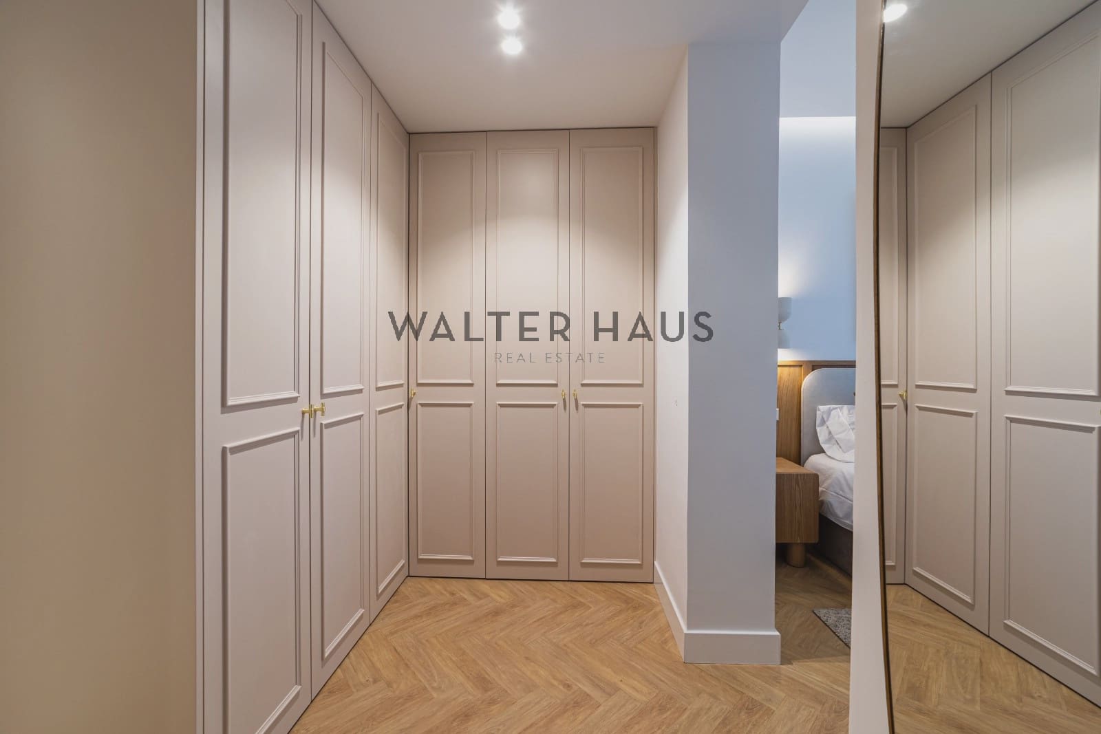 2 slaapkamer Flat te koop in Madrid stad - € 1.490.000 (Ref: 9893239)