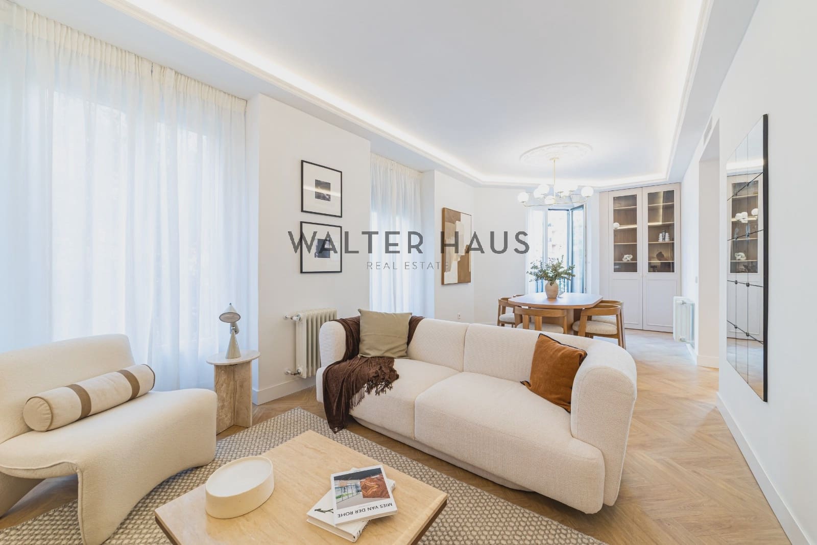 2 slaapkamer Flat te koop in Madrid stad - € 1.490.000 (Ref: 9893239)