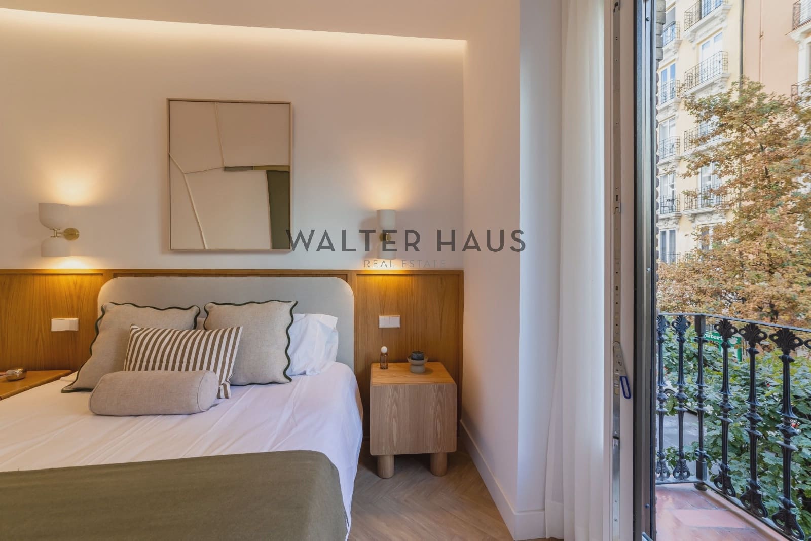 2 slaapkamer Flat te koop in Madrid stad - € 1.490.000 (Ref: 9893239)