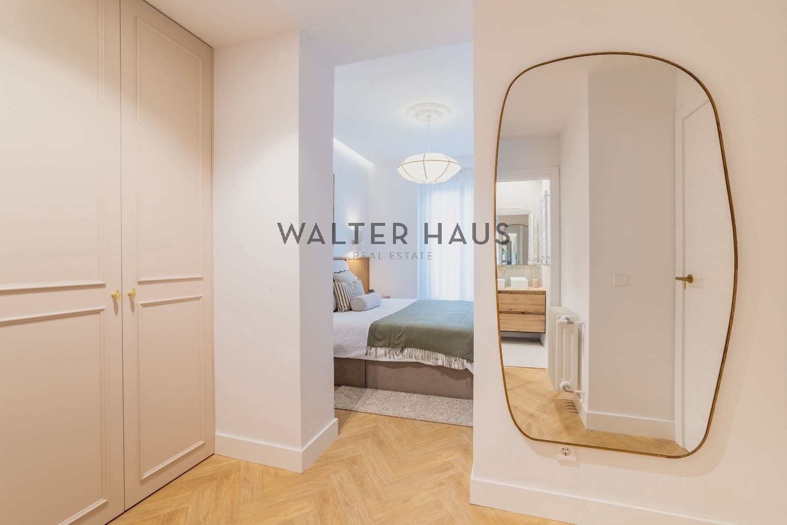 2 slaapkamer Flat te koop in Madrid stad - € 1.490.000 (Ref: 9893239)