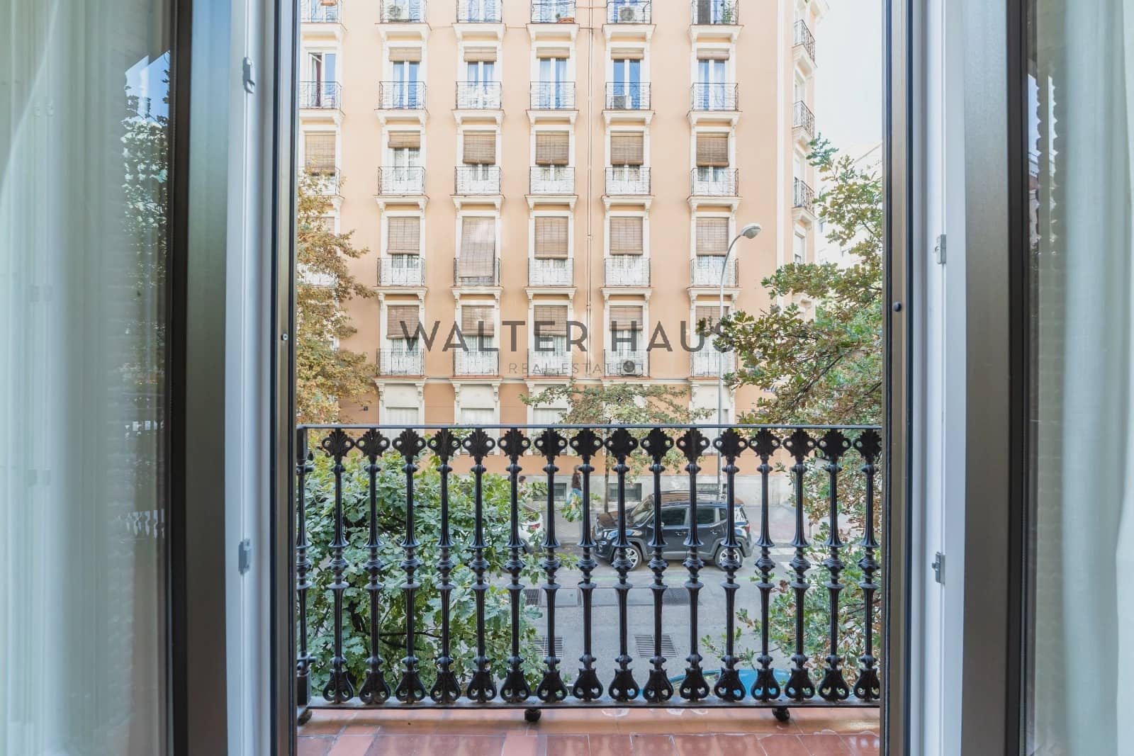 2 slaapkamer Flat te koop in Madrid stad - € 1.490.000 (Ref: 9893239)