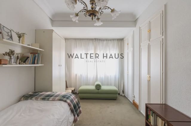Piso de 5 habitaciones en Hispanoamérica, Madrid ciudad en venta - 2.130.000 € (Ref: 9895171)