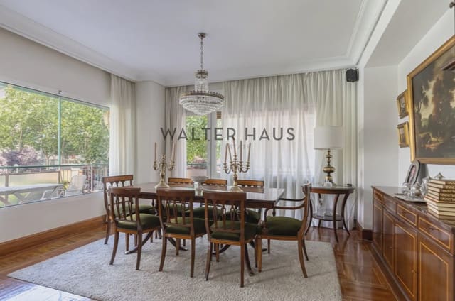 Piso de 5 habitaciones en Hispanoamérica, Madrid ciudad en venta - 2.130.000 € (Ref: 9895171)