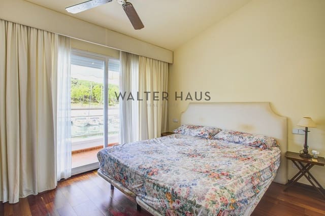 4 bedroom Villa for sale in Platja d'Aro, Castell-Platja d'Aro - € 1,200,000 (Ref: 9895172)