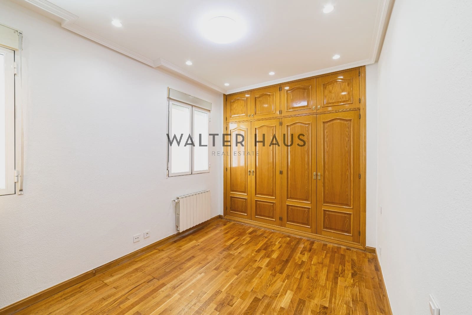 5 sovrum Lägenhet till salu i Madrid stad - 980 000 € (Ref: 9895374)