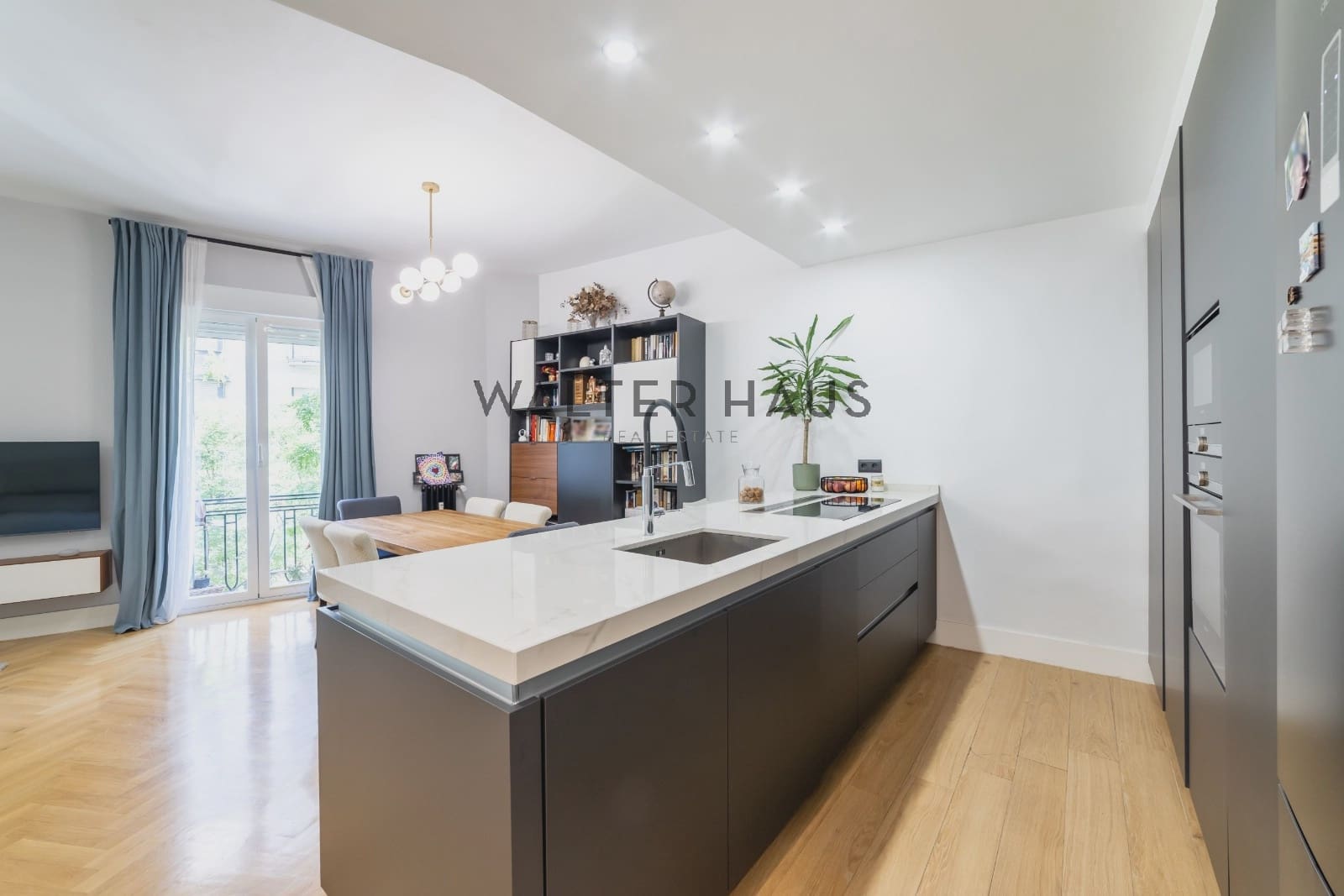 3 bedroom Flat for sale in Madrid city - € 1,145,000 (Ref: 9898473)
