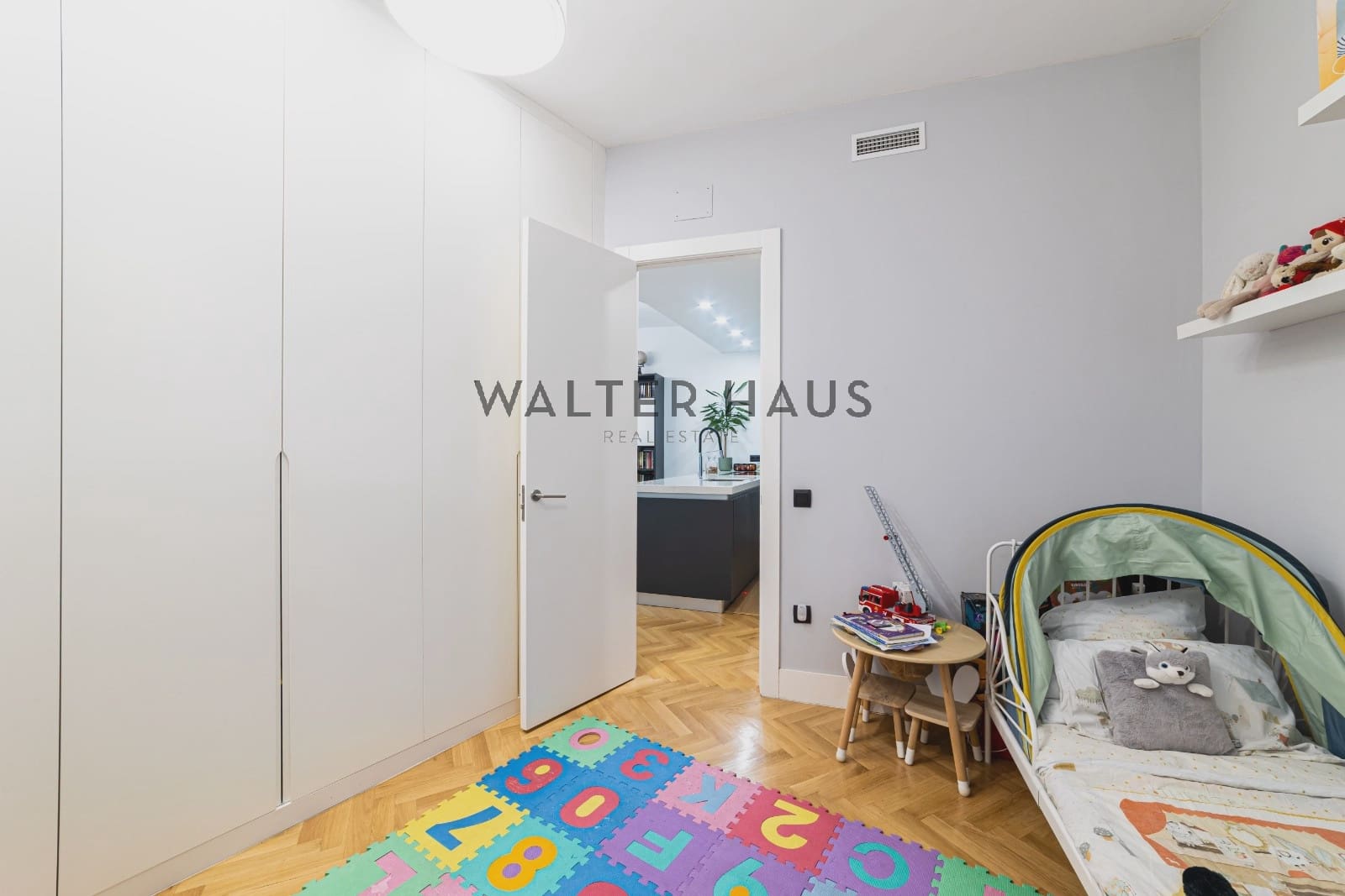 3 bedroom Flat for sale in Madrid city - € 1,145,000 (Ref: 9898473)