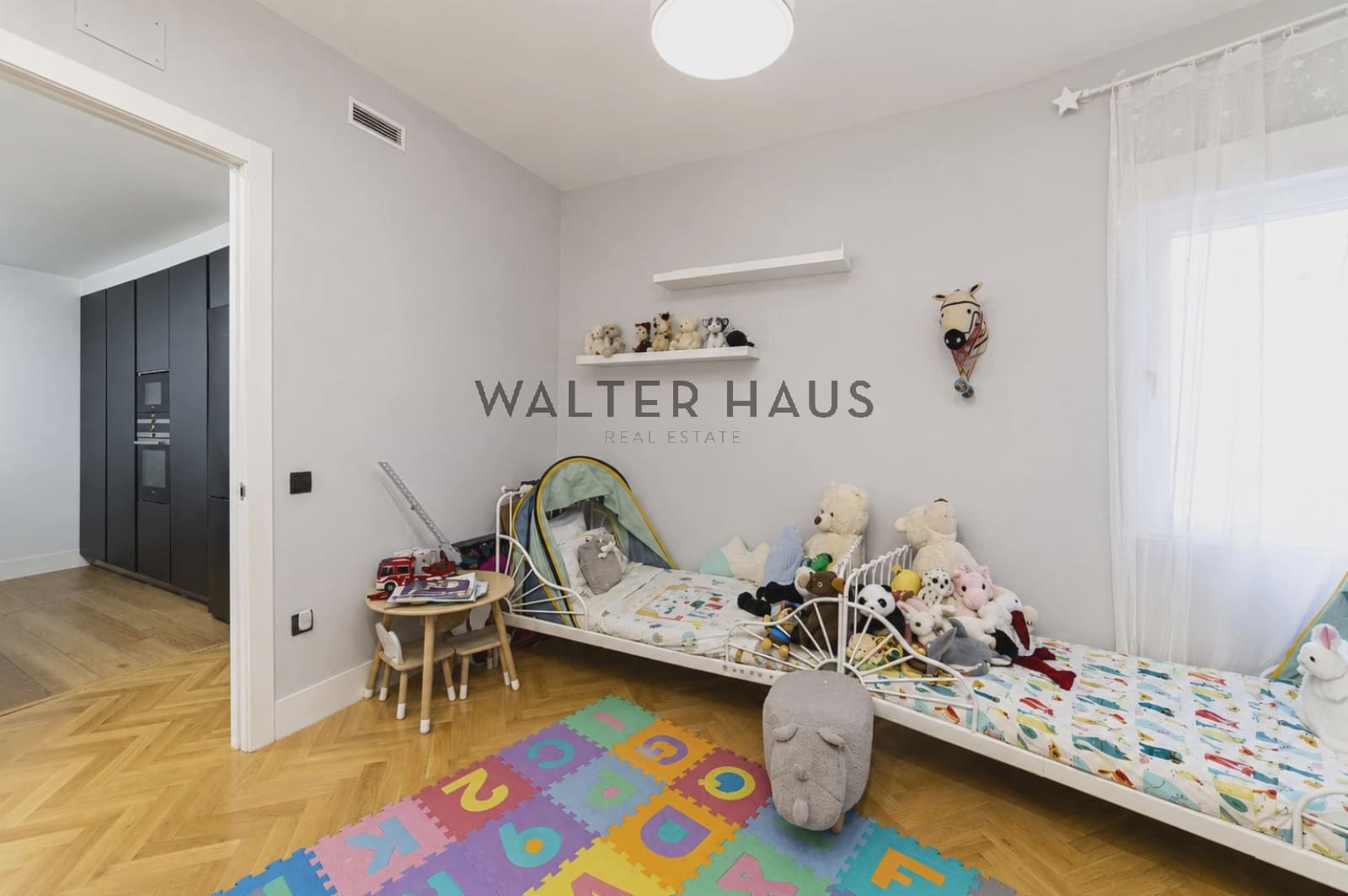 3 bedroom Flat for sale in Madrid city - € 1,145,000 (Ref: 9898473)