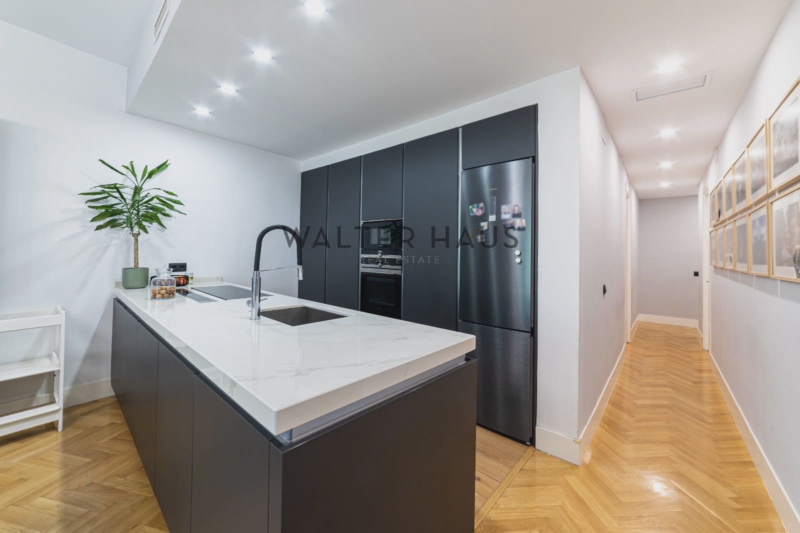 3 bedroom Flat for sale in Madrid city - € 1,145,000 (Ref: 9898473)