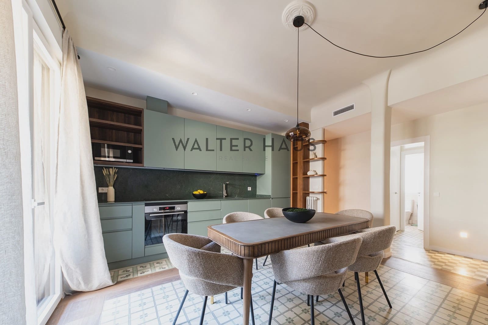 Piso de 3 habitaciones en Madrid ciudad en venta - 1.650.000 € (Ref: 9908827)