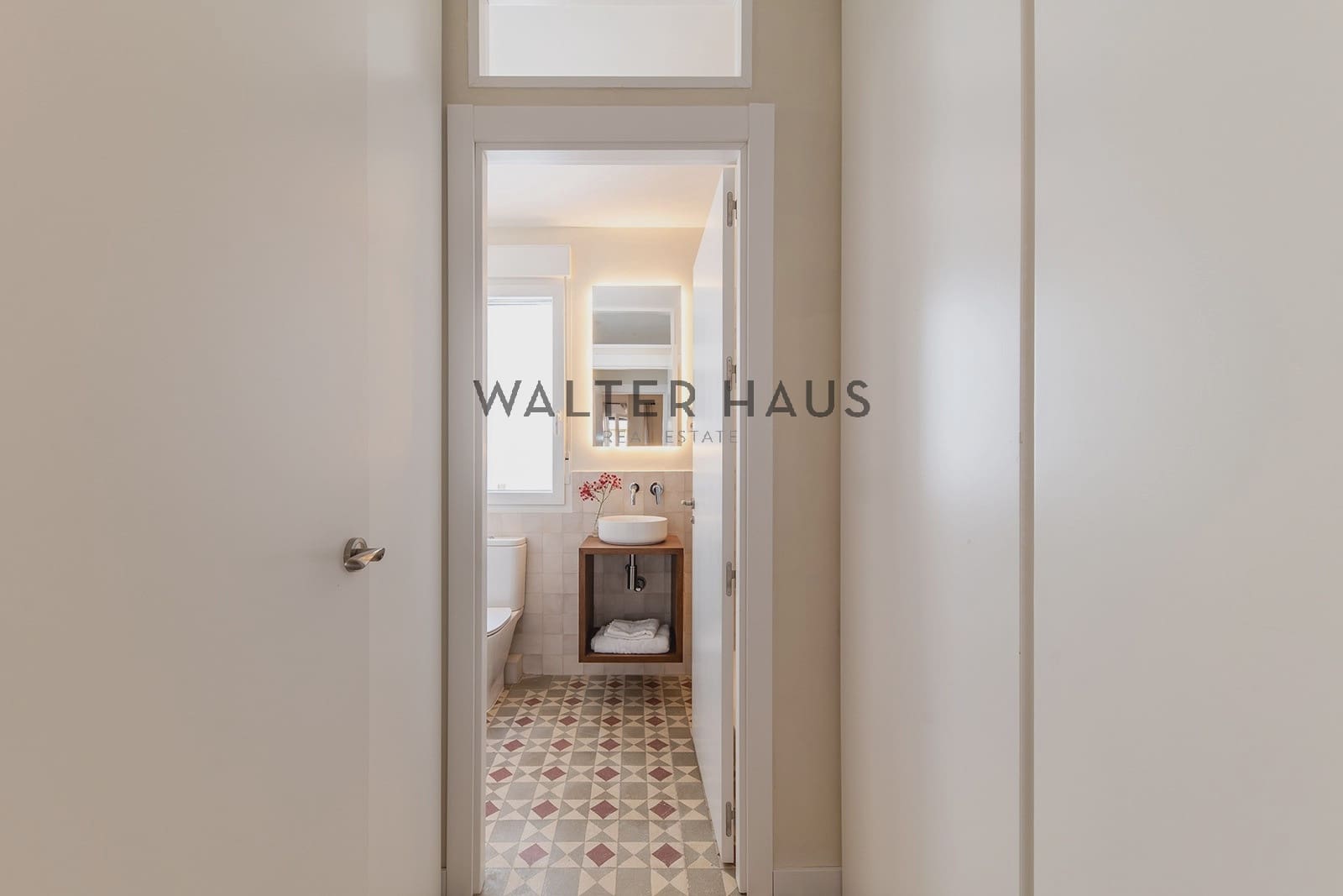 Piso de 3 habitaciones en Madrid ciudad en venta - 1.650.000 € (Ref: 9908827)
