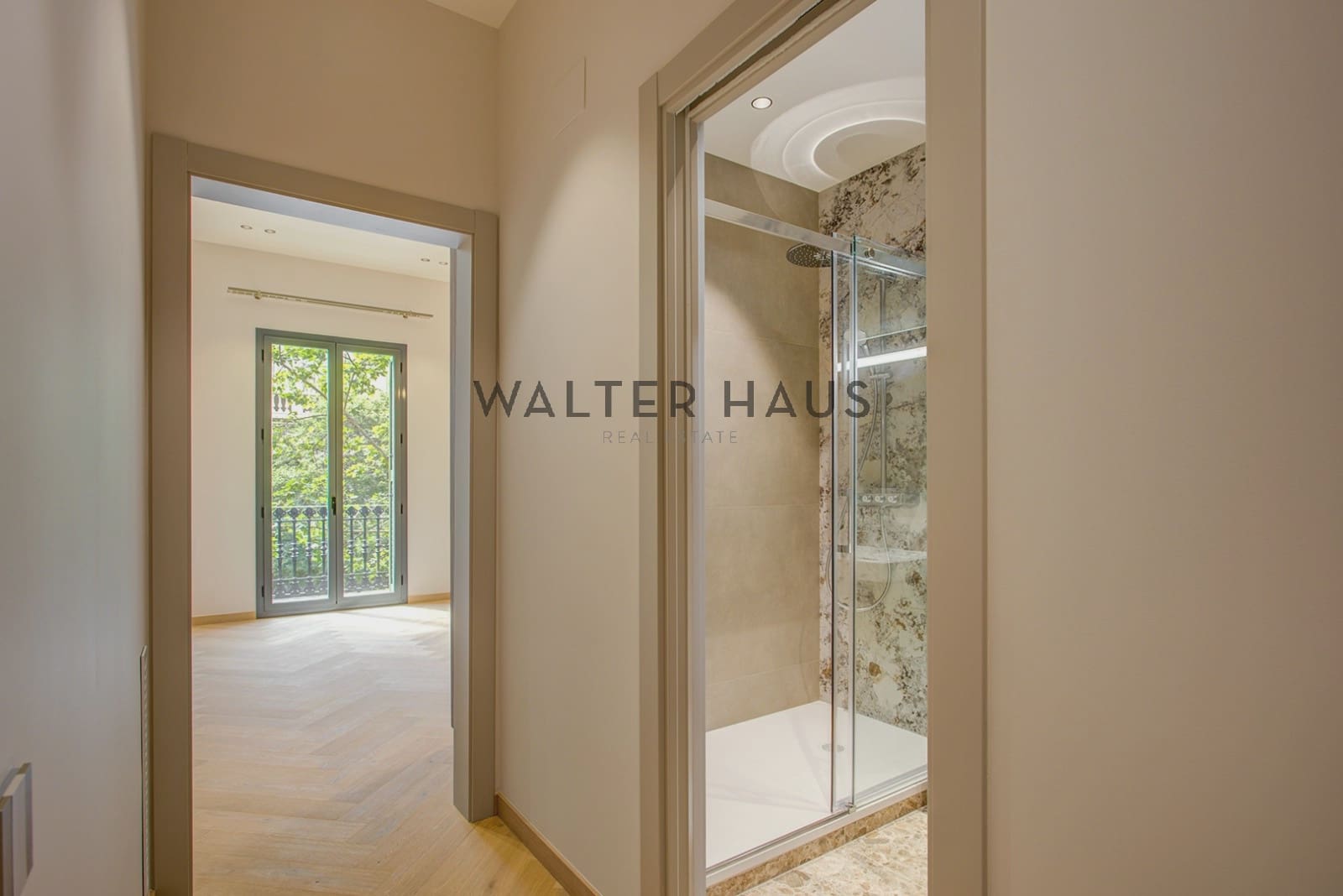 3 sypialnia Mieszkanie na sprzedaż w Miasto Barcelona - 1 860 000 € (Ref: 9909763)