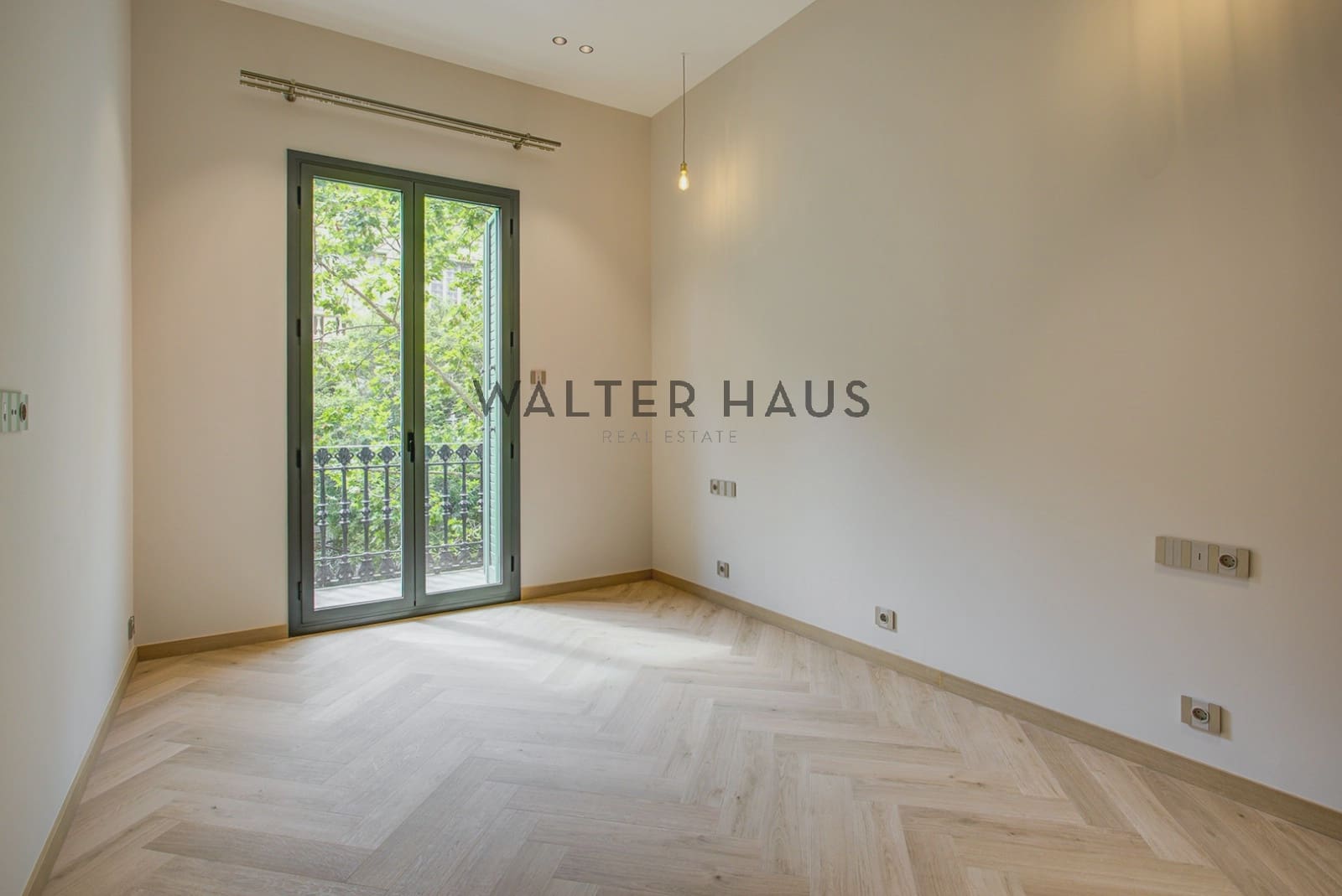 3 sypialnia Mieszkanie na sprzedaż w Miasto Barcelona - 1 860 000 € (Ref: 9909763)