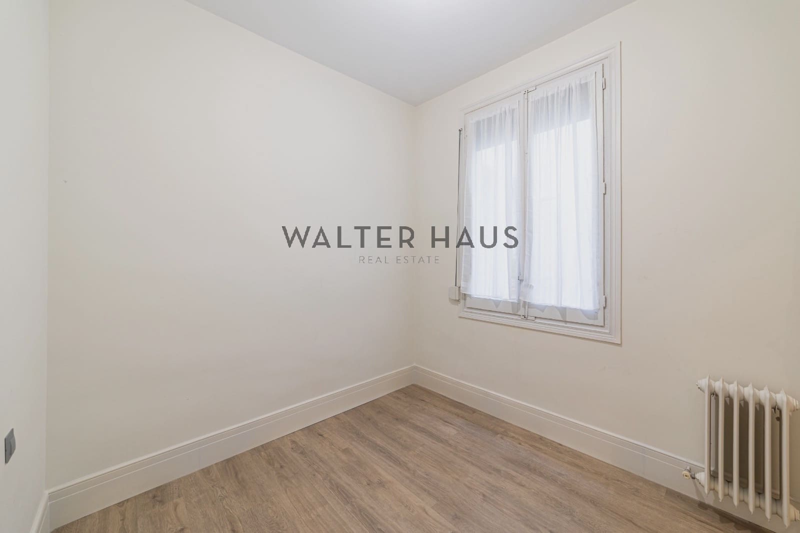 Piso de 2 habitaciones en Madrid ciudad en venta - 1.025.000 € (Ref: 9909764)