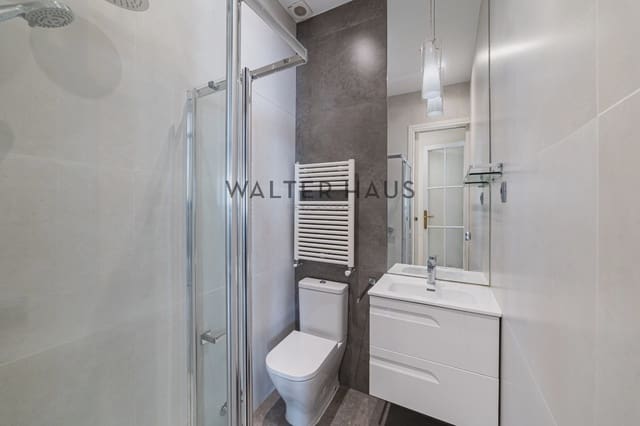 Piso de 2 habitaciones en Almagro, Madrid ciudad en venta - 1.025.000 € (Ref: 9909764)