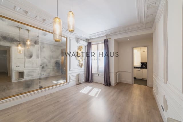 Piso de 2 habitaciones en Almagro, Madrid ciudad en venta - 1.025.000 € (Ref: 9909764)