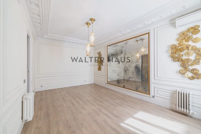 Piso de 2 habitaciones en Almagro, Madrid ciudad en venta - 1.025.000 € (Ref: 9909764)