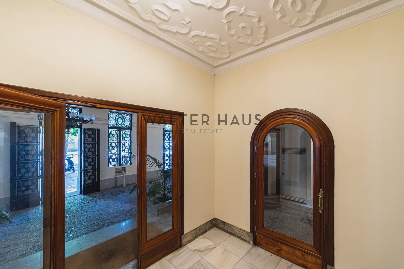 Piso de 2 habitaciones en Madrid ciudad en venta - 1.025.000 € (Ref: 9909764)