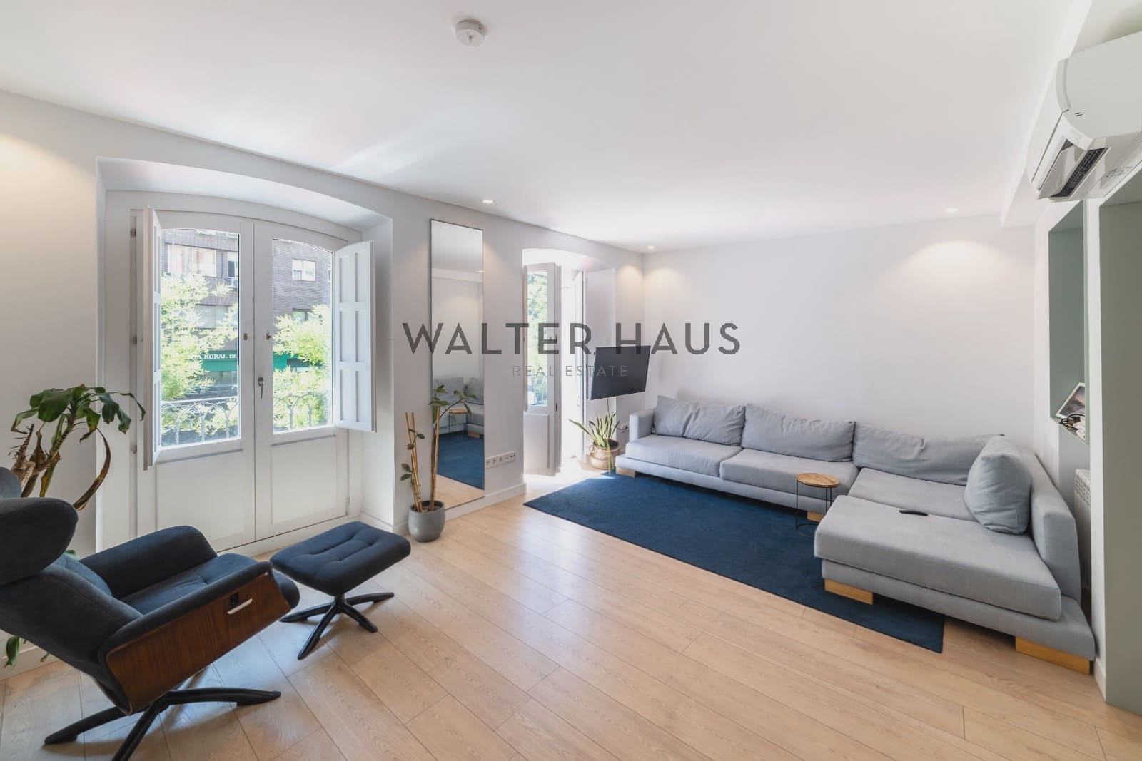 Piso de 2 habitaciones en Madrid ciudad en venta - 935.000 € (Ref: 9911754)