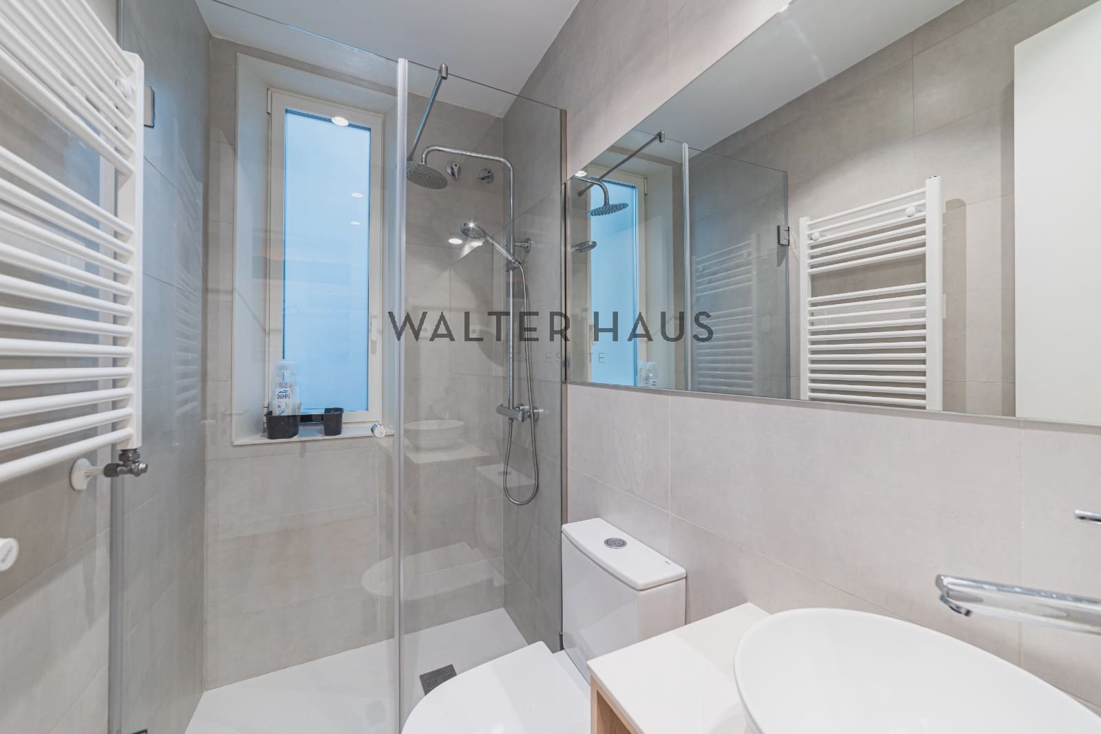 Piso de 2 habitaciones en Madrid ciudad en venta - 935.000 € (Ref: 9911754)